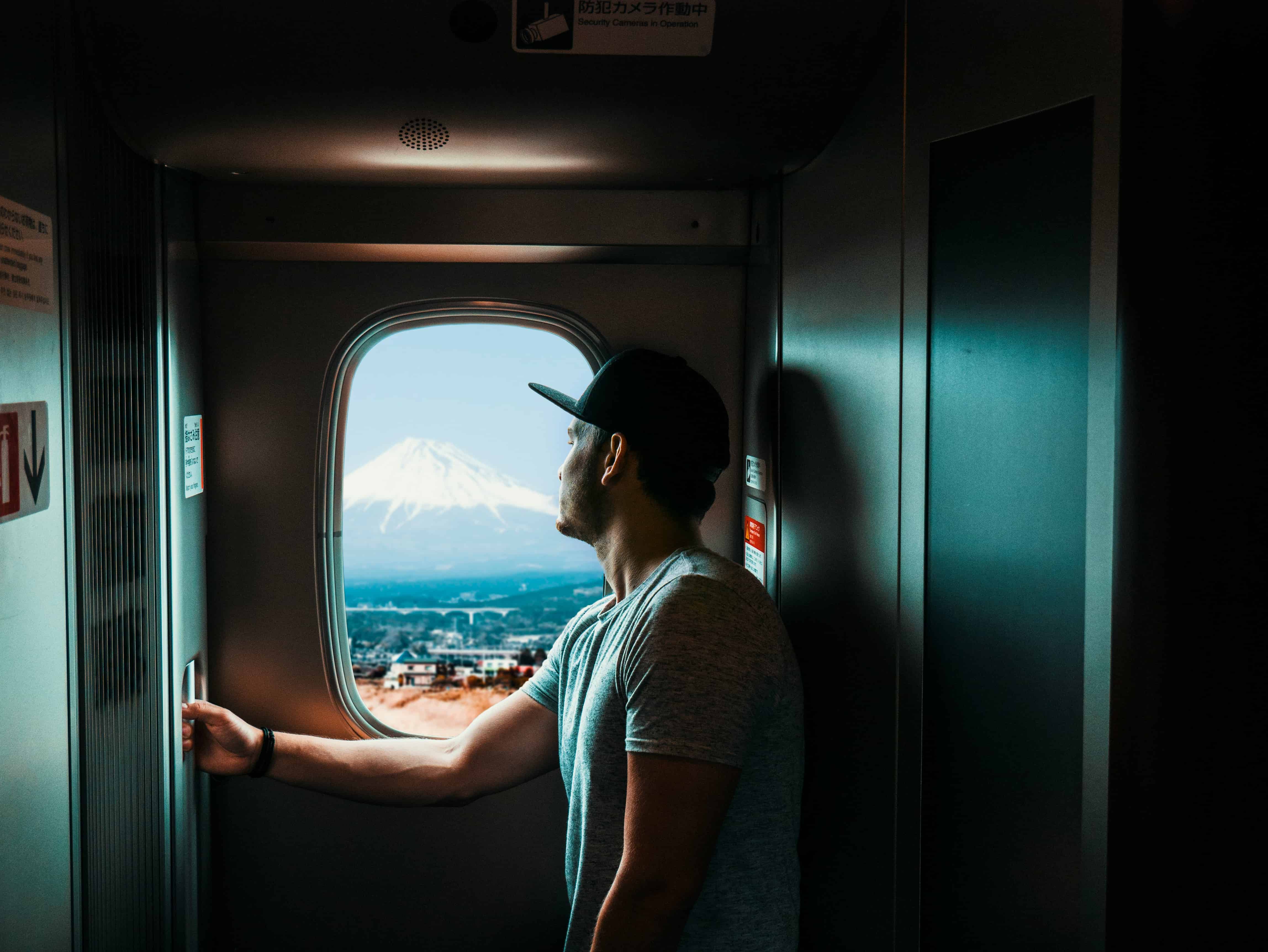 How to Spot Mt. Fuji From the Shinkansen