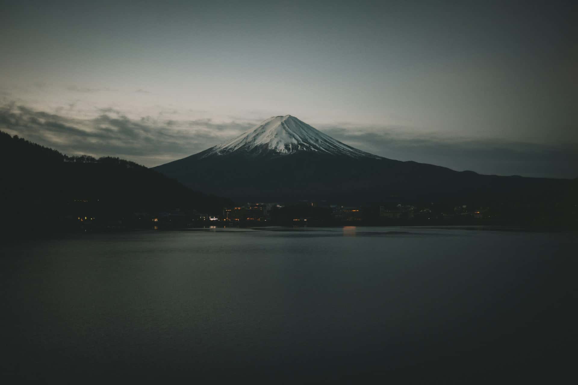 Hakone vs Kawaguchiko: Which Is Better For Mount Fuji Views in 2025
